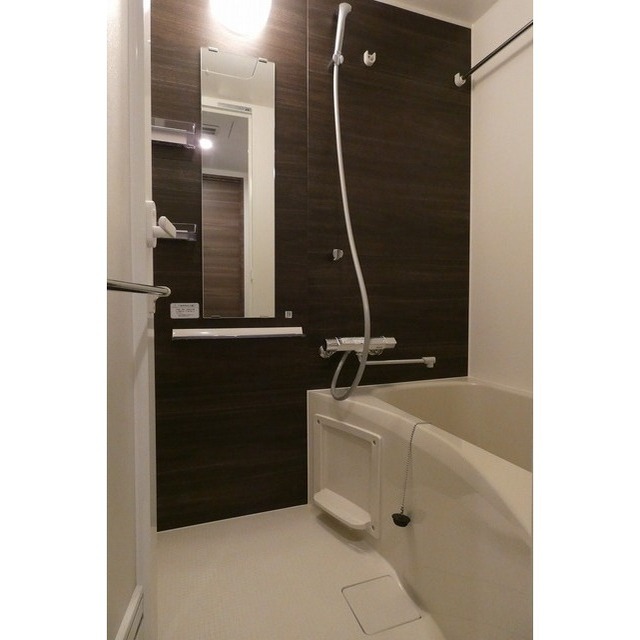 バス・シャワールーム　バス