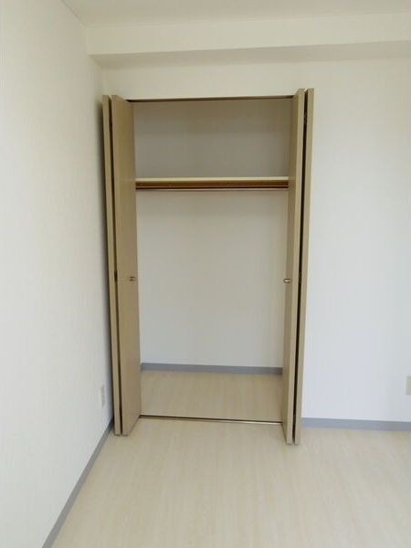 収納　※写真は４階同号室です。