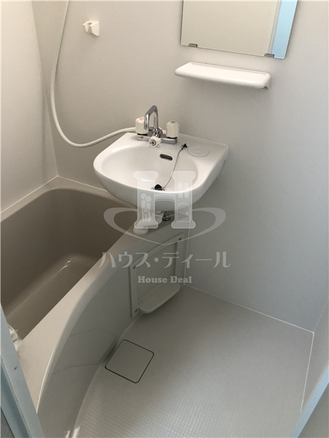 バス・シャワールーム　日々の疲れを癒すお風呂付です