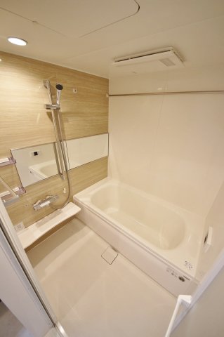 バス・シャワールーム　※同施工物件参考写真