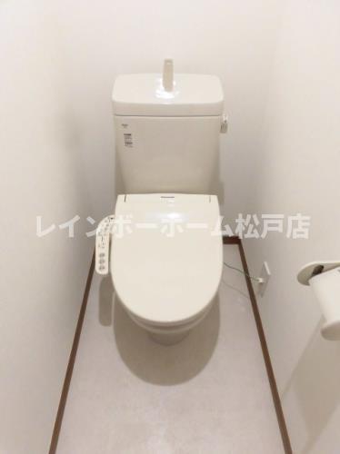 トイレ　シンプルで使いやすいトイレです