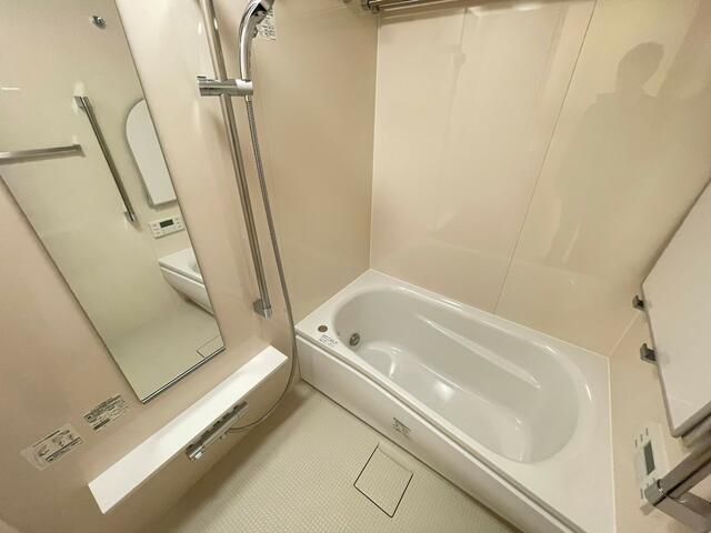 バス・シャワールーム　別タイプ部屋　参考写真です
