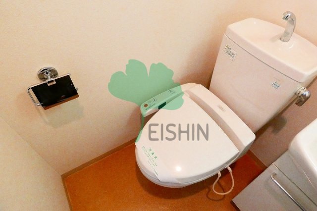 トイレ　清潔感のあるトイレです。