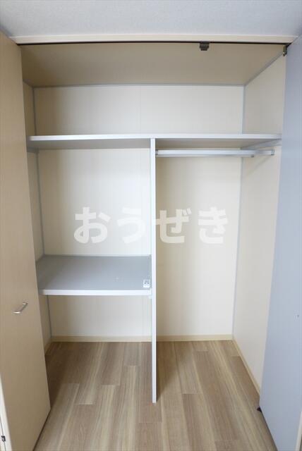 収納　?