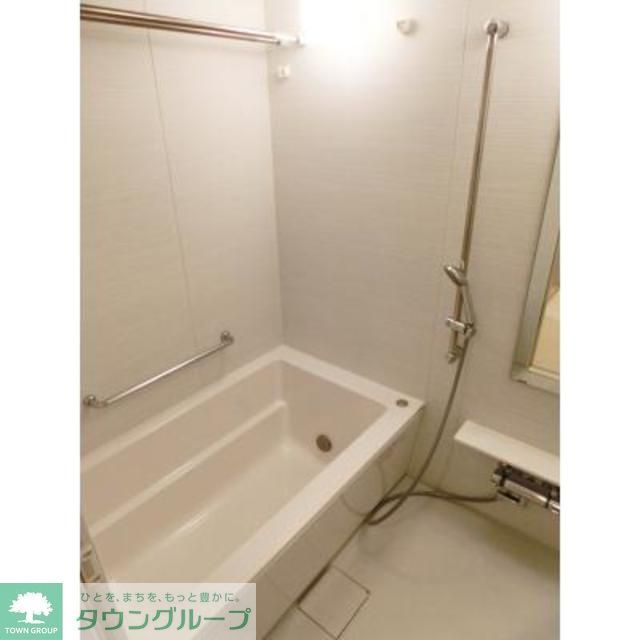 バス・シャワールーム　※写真は同タイプ住戸です。