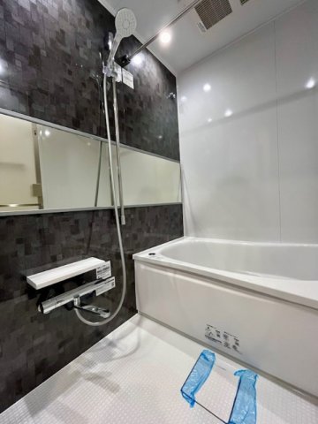 バス・シャワールーム　別部屋参考写真