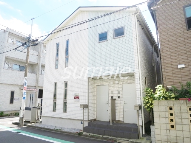 建物外観　白いタイル張りのとてもおしゃれな外観です☆彡