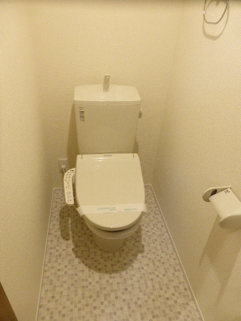 トイレ　※写真は他号室です