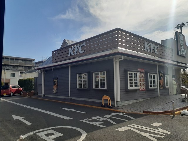 飲食店　ケンタッキー（飲食店）まで80m