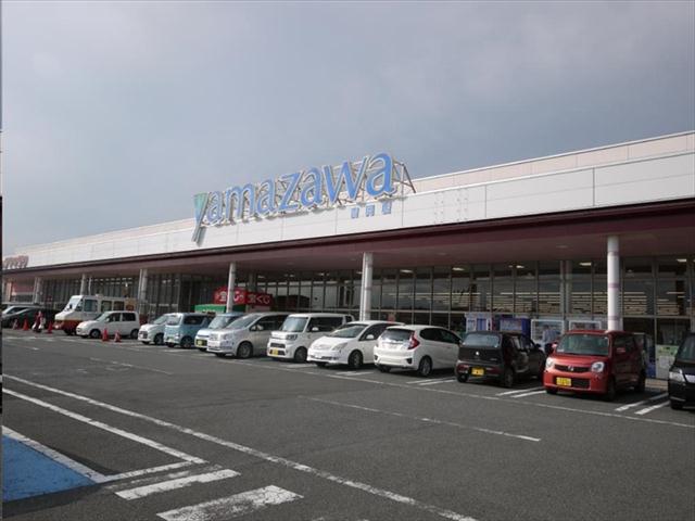 スーパー　ヤマザワ吉岡店（スーパー）まで626m