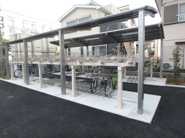 その他共有部分　敷地内駐輪場完備