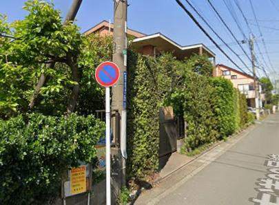 幼稚園・保育園　にんじん村保育園（幼稚園・保育園）まで531m