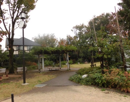 公園　与謝野公園（公園）まで211m
