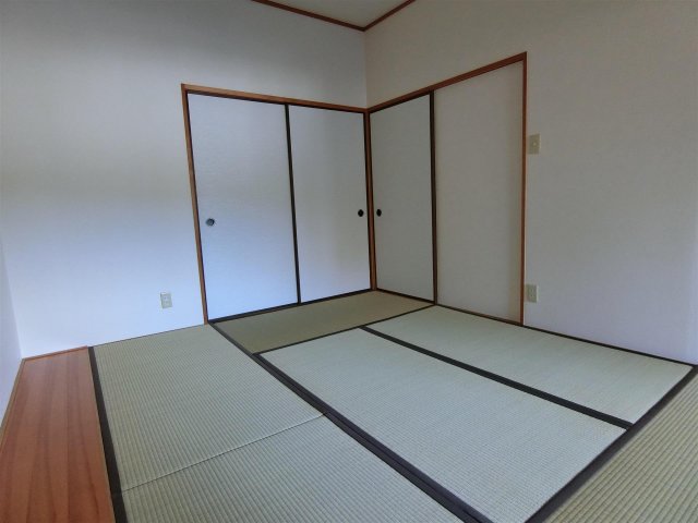 その他部屋・スペース　リビング横の和室6帖♪押入れ付き♪
