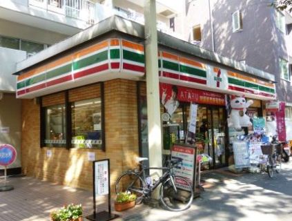 コンビニ　セブンイレブン 上北沢5丁目店（コンビニ）まで212m