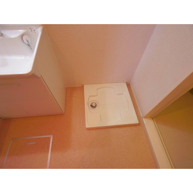 その他　同型角部屋写真使用中