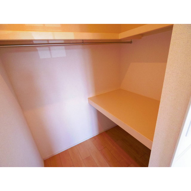 収納　同型角部屋写真使用中