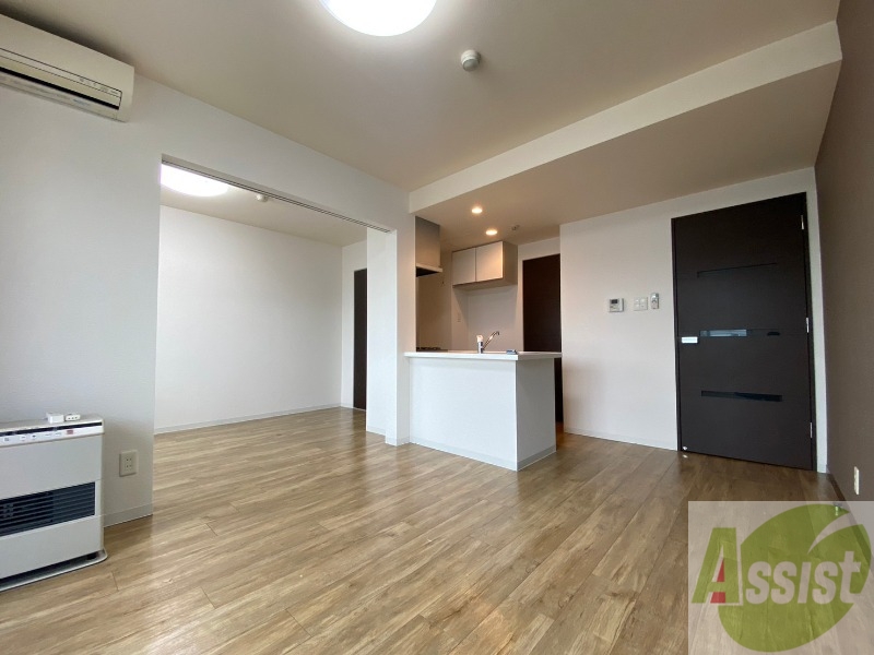 居室・リビング　明るいお部屋は気持ちよく過ごせそうですね。