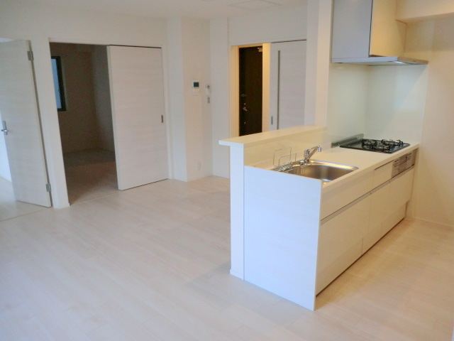 居室・リビング　★明るいフローリングの角部屋です★