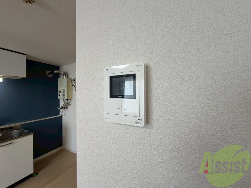セキュリティ　ＴＶモニター付インターホンです。来客者の顔が見えるので安心！