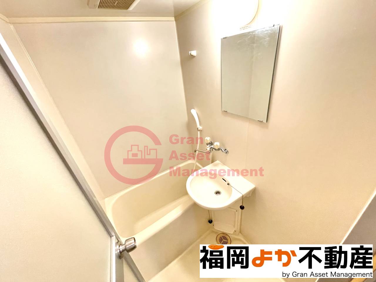 バス・シャワールーム　ゆったり過ごせるお風呂です