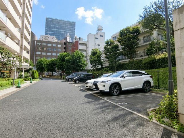 駐車場　カースペースがあります