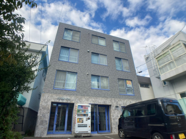 建物外観　札幌市中央区南４条西「リズム４２４」