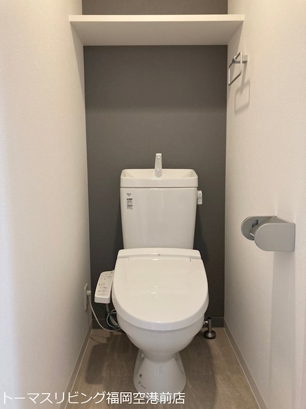 トイレ　写真は同型別物件（現況優先）