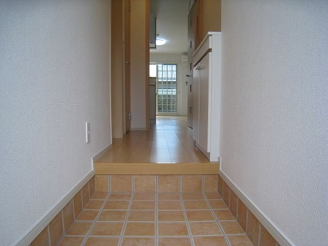 玄関　収納もある玄関です