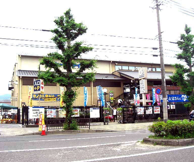 ホームセンター　ＤＣＭ川端店（ホームセンター）まで470m