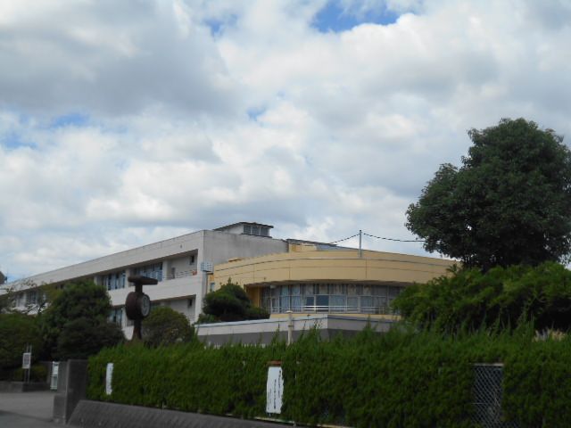 中学校　磐田市立豊田南中学校（中学校）まで1116m