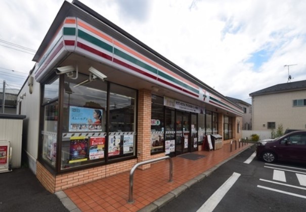 コンビニ　セブンイレブン 大和柳橋1丁目店（コンビニ）まで192m