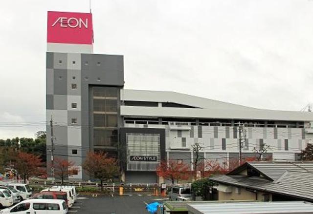 ショッピングセンター　イオンスタイル板橋前野町（ショッピングセンター）まで422m