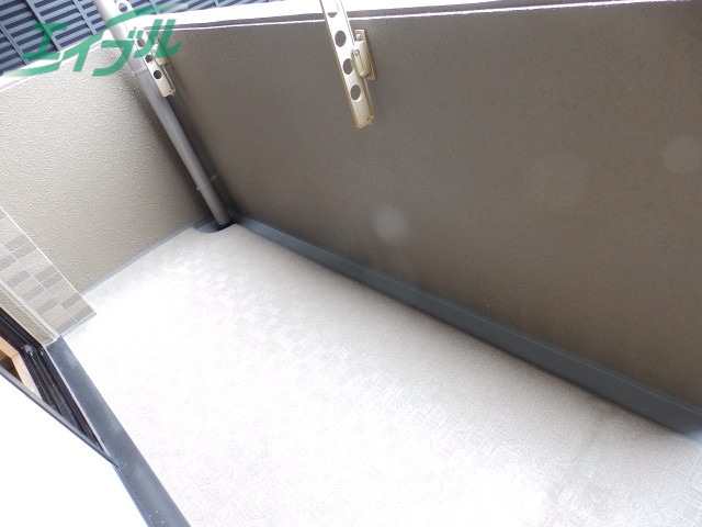 バルコニー　同型参考写真