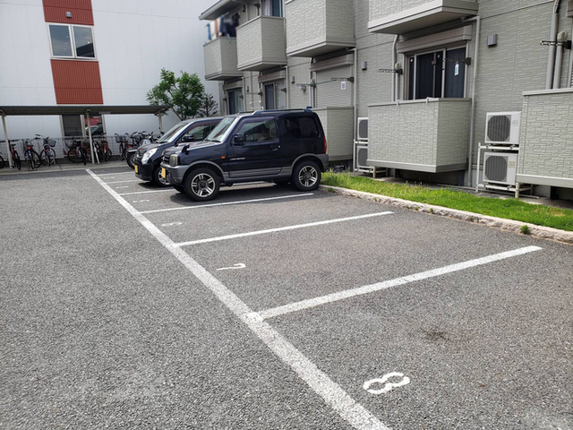 駐車場　駐車場