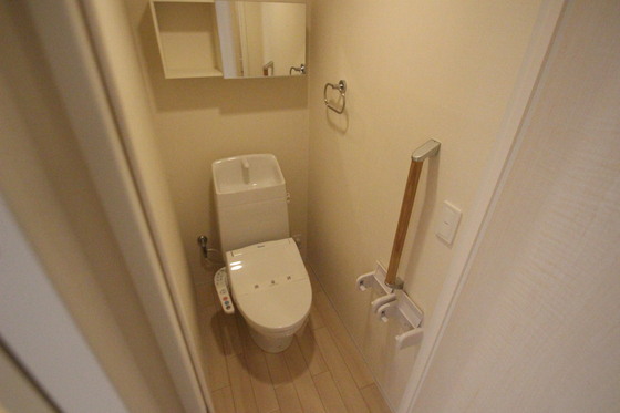 トイレ　※別部屋の写真です