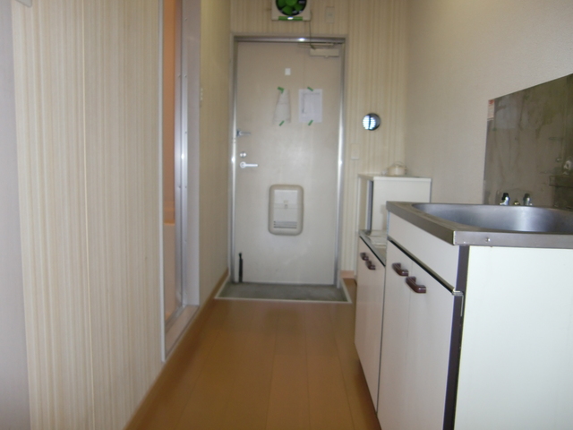 キッチン　同建物別号室