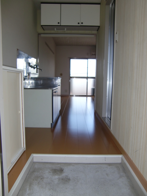玄関　同建物別号室
