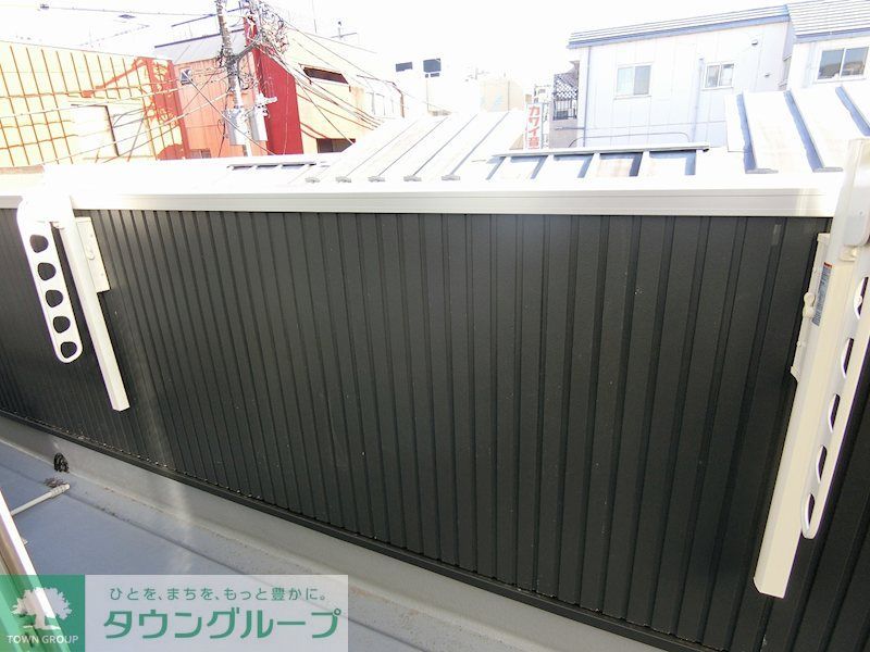 バルコニー　2.3階はバルコニー付き