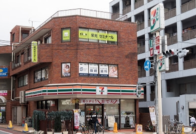 コンビニ　セブンイレブン 西馬込店（コンビニ）まで294m