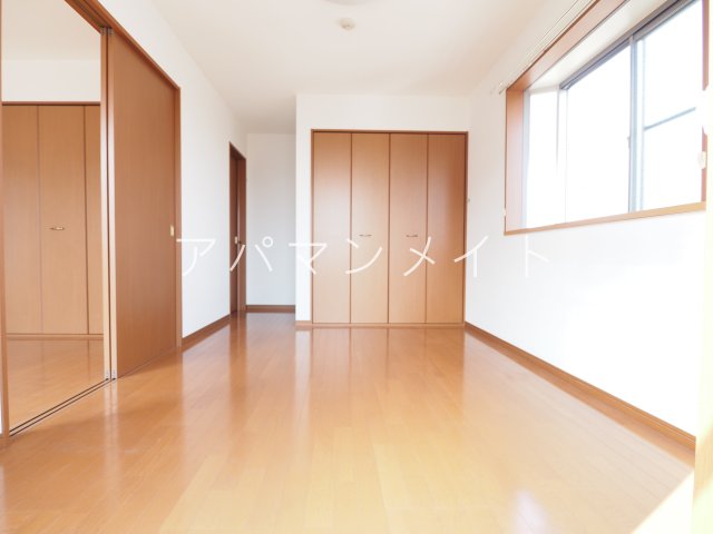その他部屋・スペース　２階角部屋！