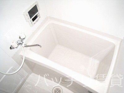 バス・シャワールーム　別号室の画像。現況を優先します。