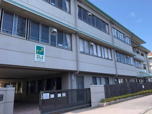 小学校　神倉小学校（小学校）まで2100m