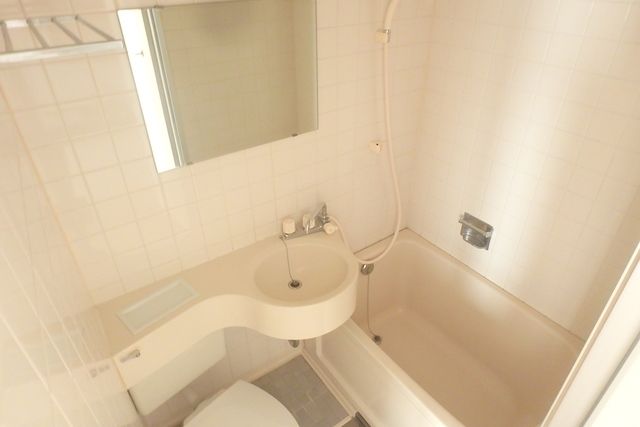 洗面設備　お部屋探しは株式会社　タウンハウジング　までお気軽にお問合…