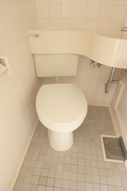 トイレ　お部屋探しは株式会社　タウンハウジング　までお気軽にお問合…