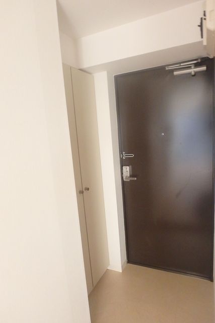 玄関　お部屋探しは株式会社　タウンハウジング　までお気軽にお問合…
