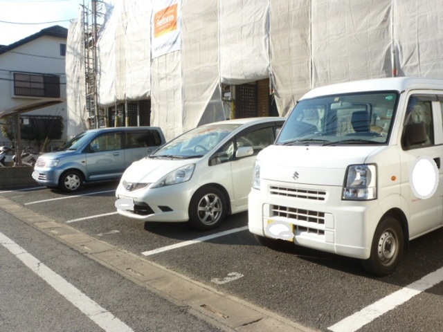 駐車場　駐車場