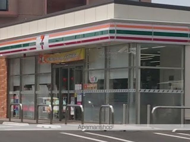 コンビニ　セブンイレブン 伊奈羽貫駅前店（コンビニ）まで360m