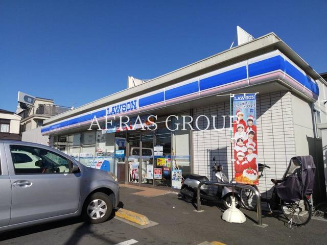 コンビニ　ローソン鶴見仲通一丁目店（コンビニ）まで121m