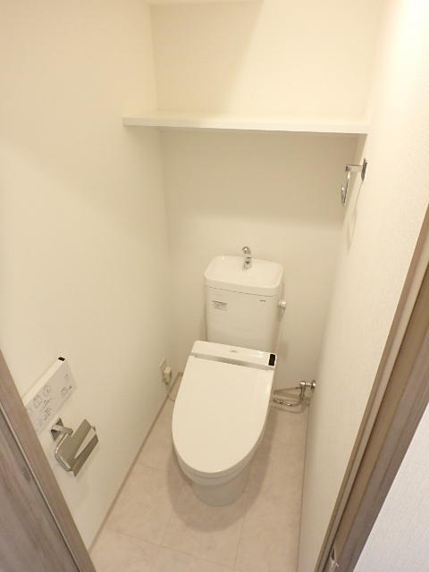 トイレ　清潔感のあるトイレです